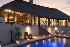 Mhondoro Lodge