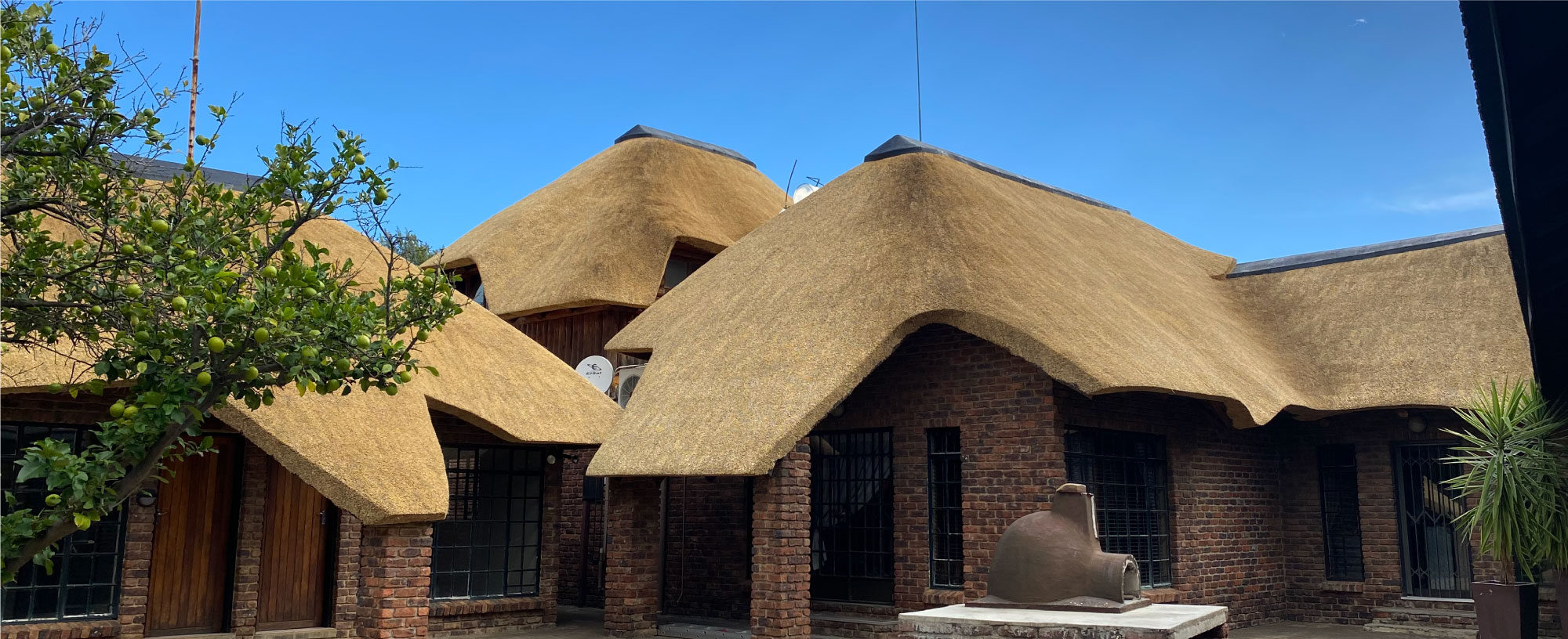 Re Thatching - Evergreen Thatching